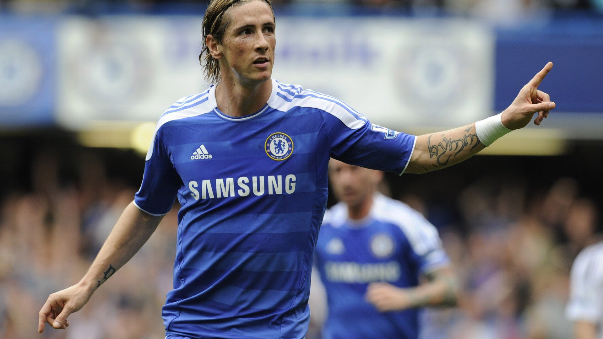 穆古鲁扎遭遇十连败，MAD教练压力巨大！观众掌声雷动